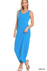 Sleeveless Scoop Neck Maxi Dress