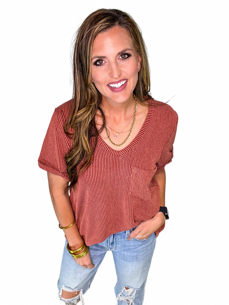 Ribbed Pocket Tee in Rust