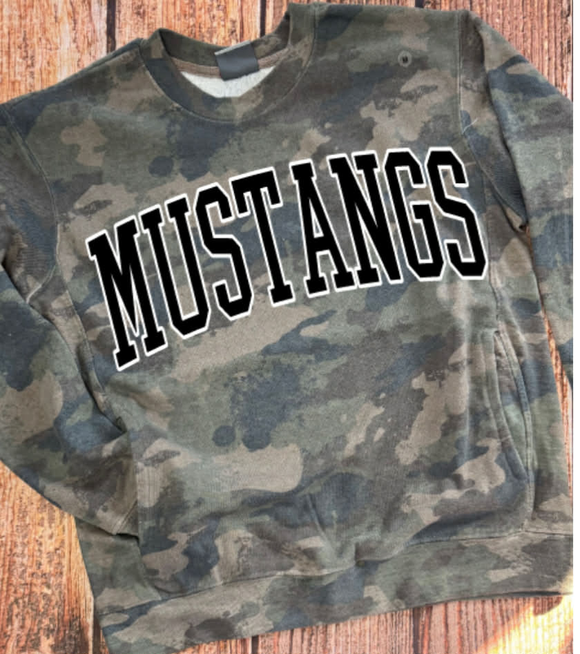 MUSTANGS Camo Pullover with Pockets PREORDER