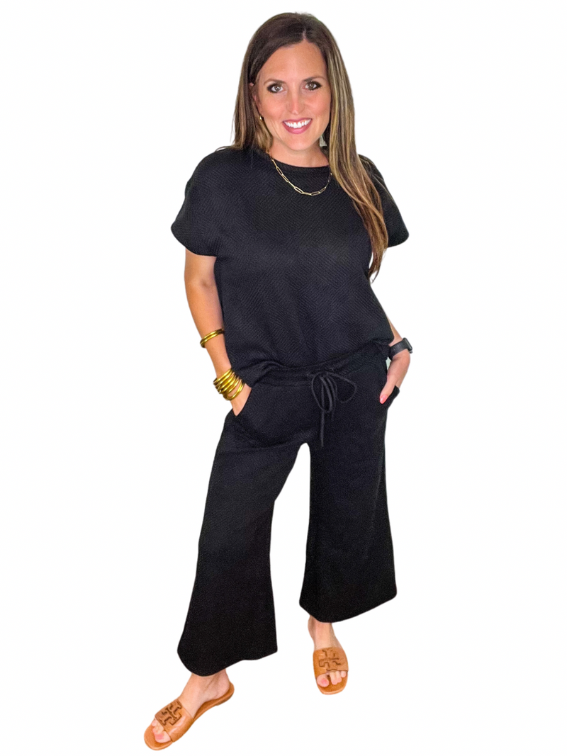Plus Textured Skirt in Black