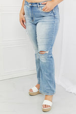 Judy Blue Distressed Straight Leg Jeans