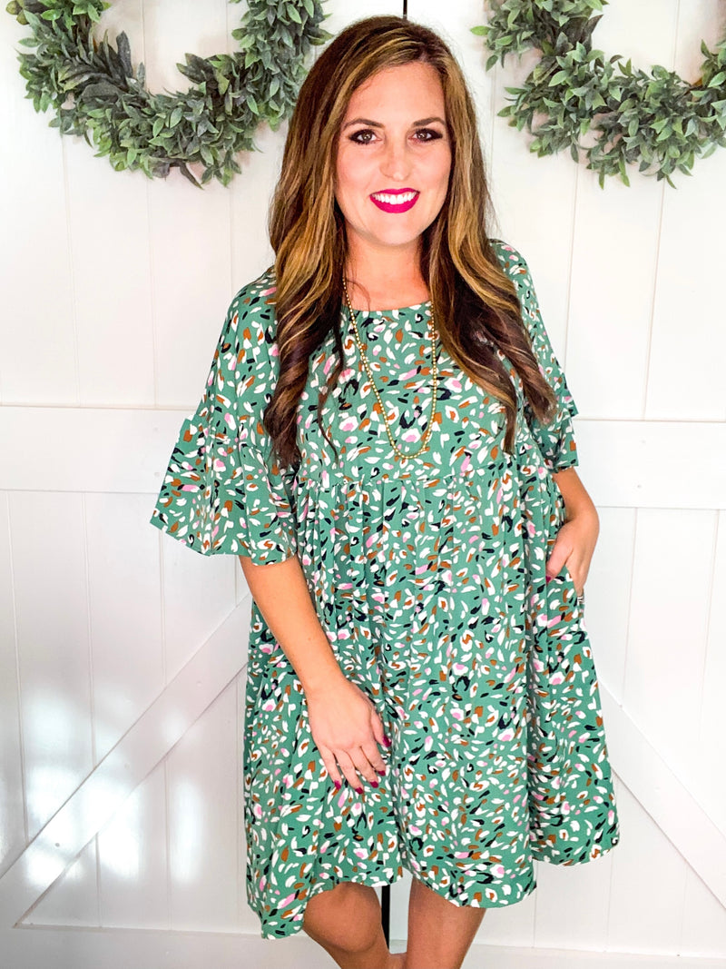 Flowy Dot Print Dress in Green