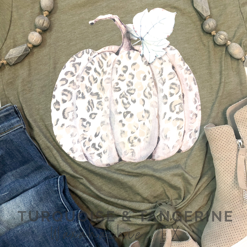Leopard Pumpkin V-Neck T-Shirt